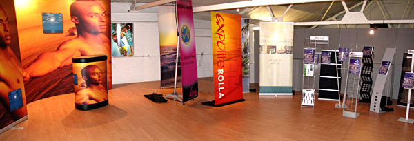 DISCOUNT DISPLAYS SHOWROOM