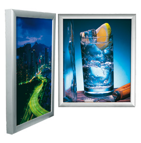 Fast colour poster printing service