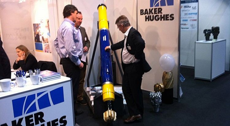 5 Clever Ways To Get People To Your Stand