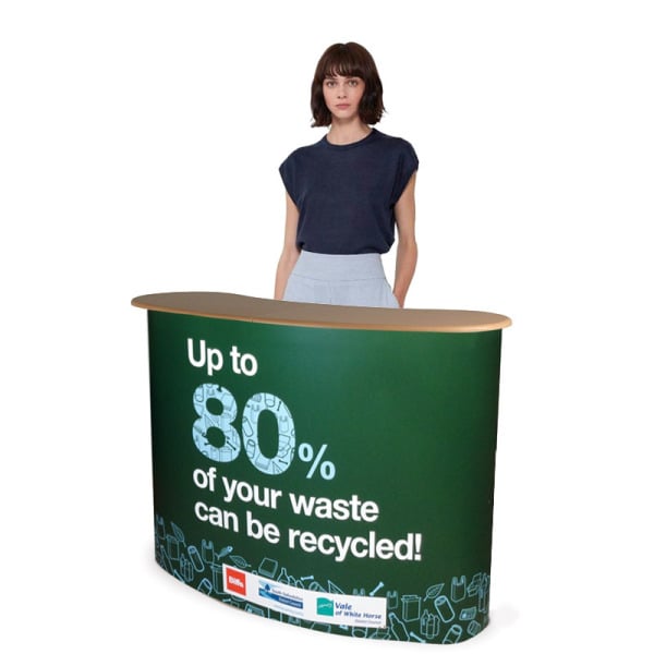 QUALITY LIGHT EXHIBITION POP UP PODIUM COUNTER COUNTA Hardware Only graphic £60 
