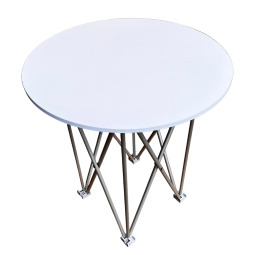 Handy folding side table for events