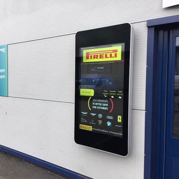 22"-65" Wall Mounted Outdoor Digital Signage
