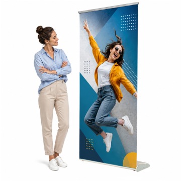 Orient pull up banner stand