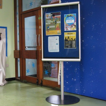 Menu Case Stand Mounted